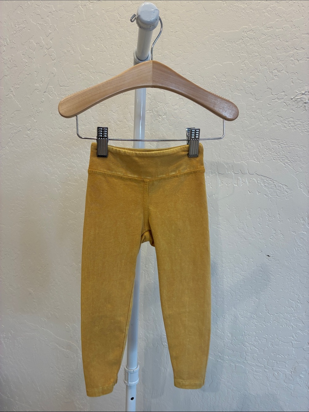 Everyday Kids Stretch Leggings in Mustard